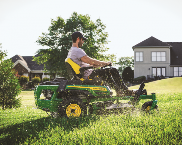 Z300 Series Zero-Turn Mowers - W.J. Heaslip Ltd