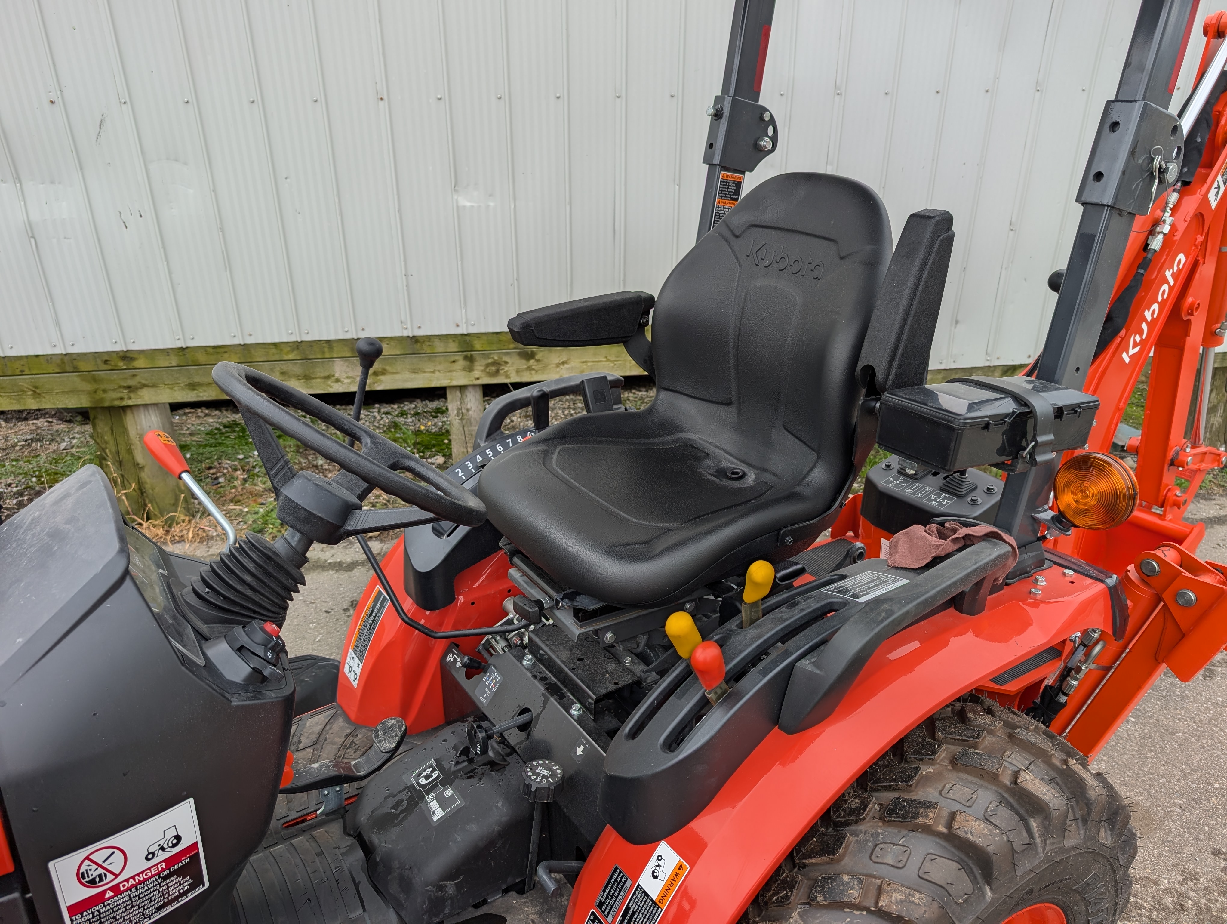 2022 Kubota B2601HSD-1